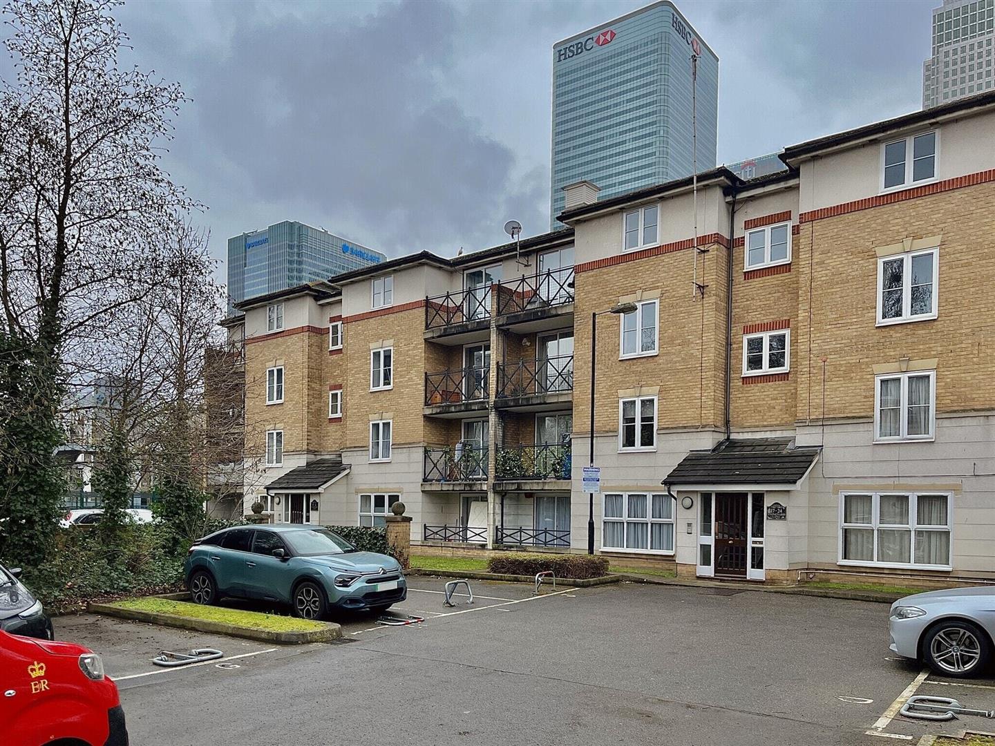 Estate agent in Poplar - Stoneyard Lane - Barrain Estate Agency
